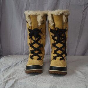 SOREL Women’s Winter Boots – Faux Fur – Tan – Size 6